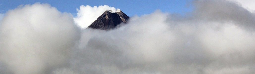 Извержение вулкана Mayon